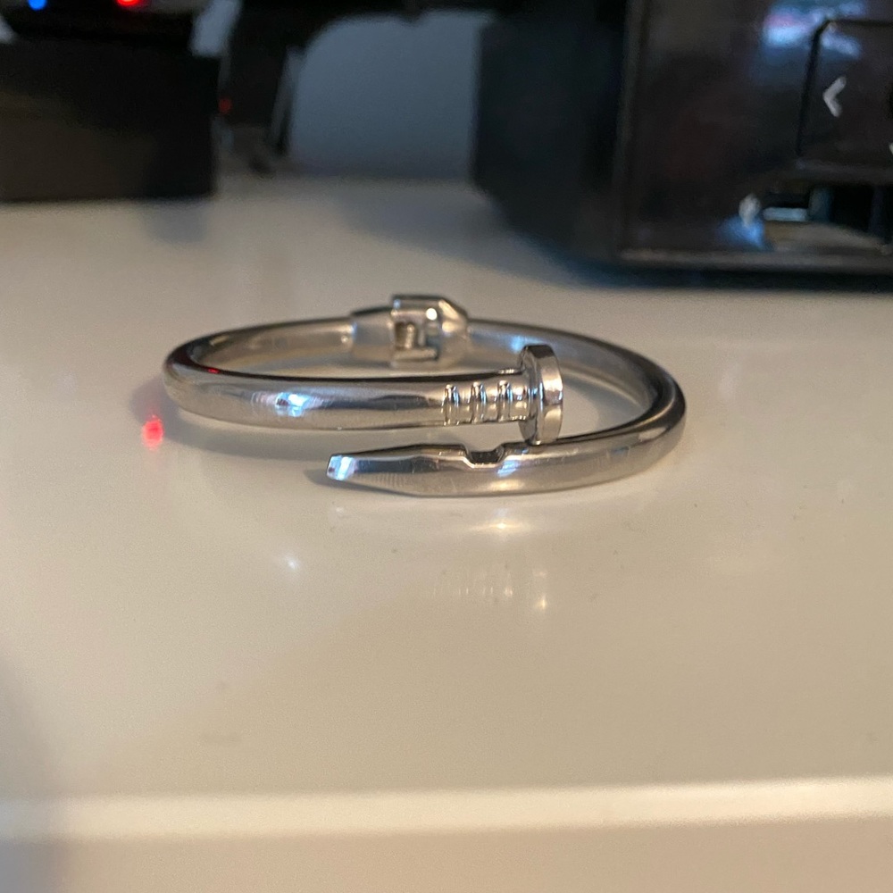 Nail bracelet